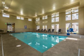 Indoor saltwater pool & spa